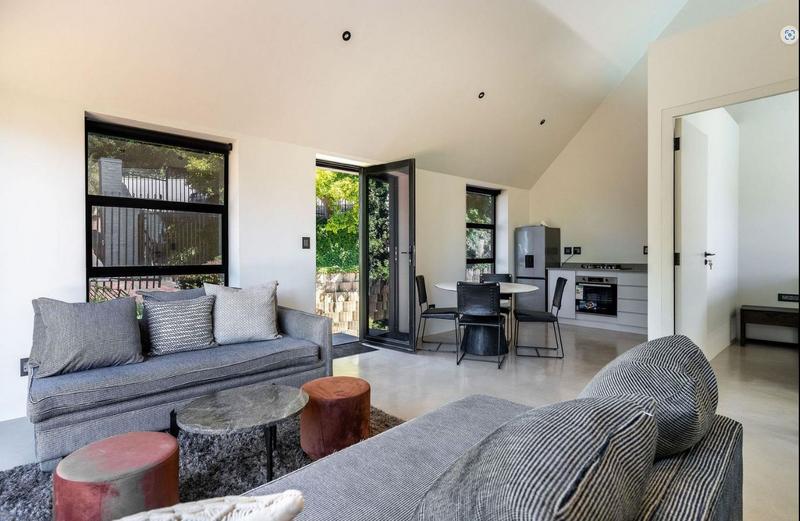 6 Bedroom Property for Sale in Hout Bay Western Cape